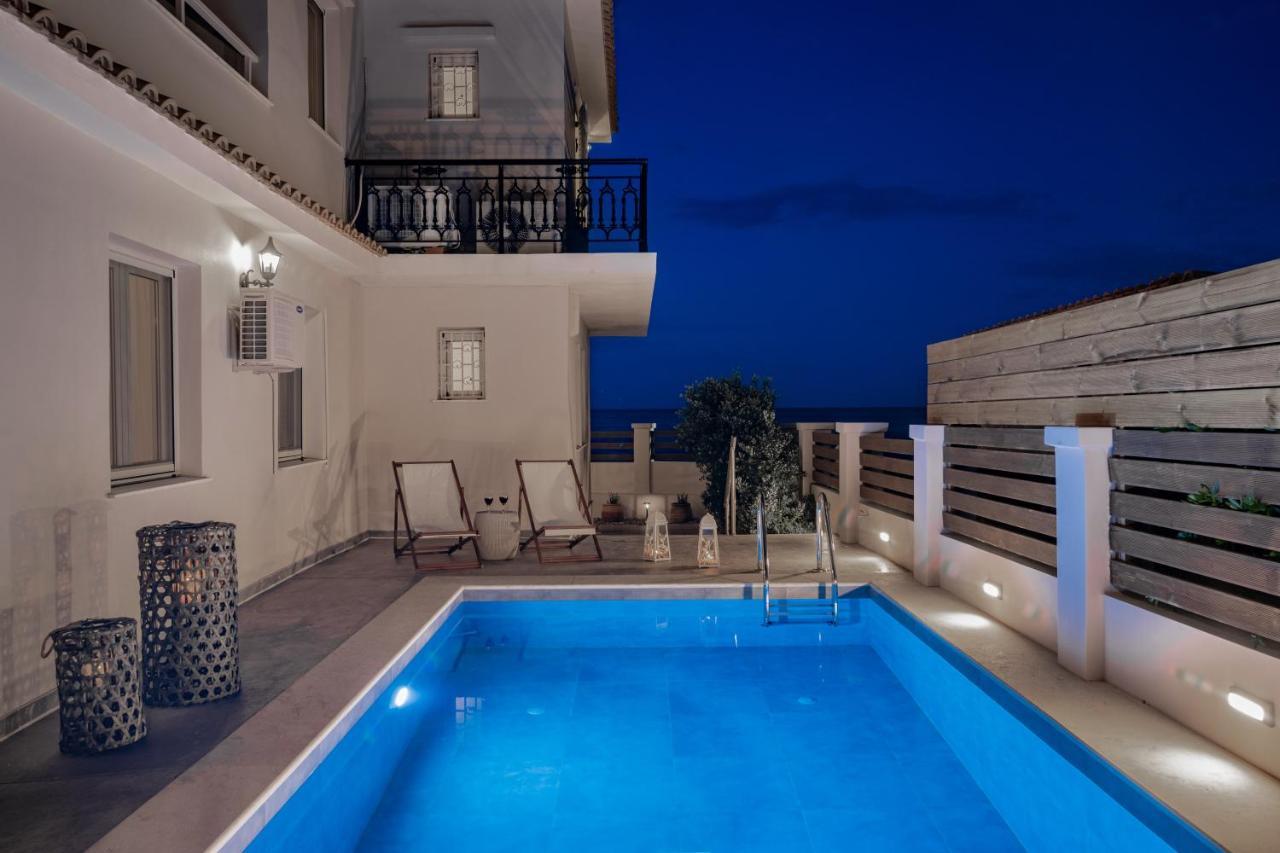 Villa Elizabeth - Seafront Classic Villa! 아르가시 외부 사진