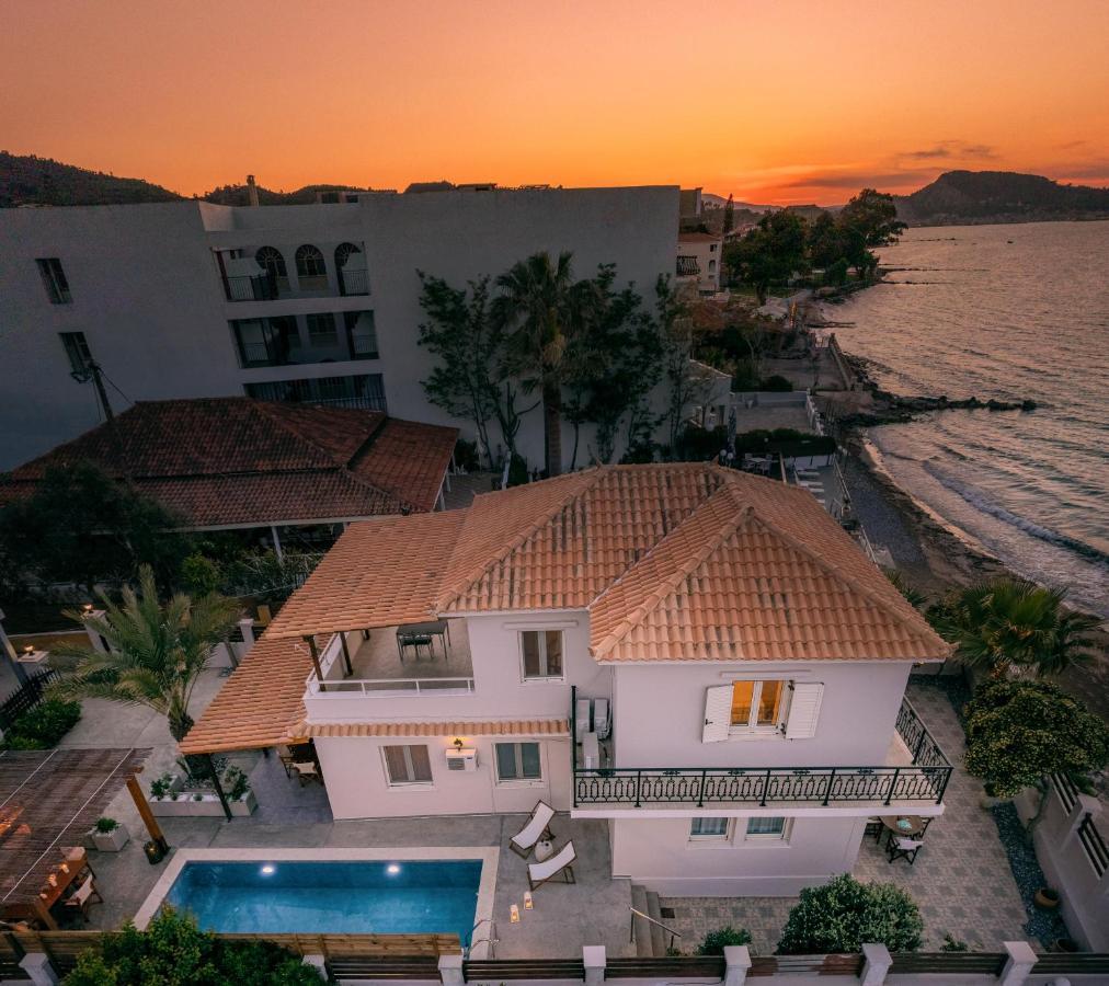 Villa Elizabeth - Seafront Classic Villa! 아르가시 외부 사진